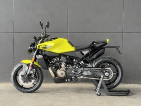 2026 HUSQVARNA VITPILEN 801 YELLOW thumb 1