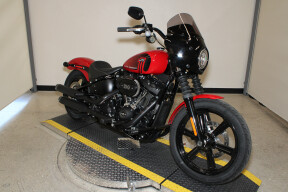 2023 Harley-Davidson Street Bob 114 Cruiser FXBBS thumb 1