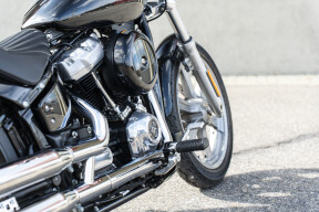 FXST 2023 Softail® Standard thumb 3