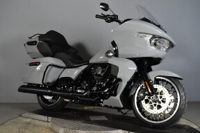 2026 Harley-Davidson® Road Glide Limited FLTRXL thumb 2