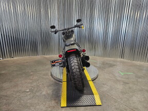 2018 Harley-Davidson® Fat Bob® 114 INDSTRL GRY DNM thumb 1