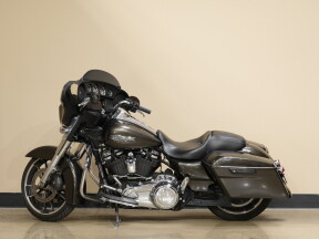 2021 Harley-Davidson® Street Glide® thumb 1
