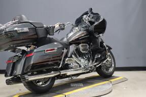 2016 Harley-Davidson® Road Glide® Ultra FLTRU thumb 1