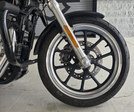 2017 Harley-Davidson® XL883L thumb 2