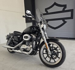 2017 Harley-Davidson® XL883L thumb 3