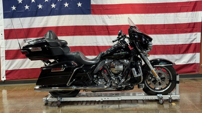 Harley-Davidson® Ultra Limited Low 2015 FLHTKL BLACK W/ PINSTRIPE