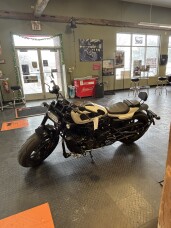 Harley-Davidson® Sportster® S 2023 RH1250S thumb 0