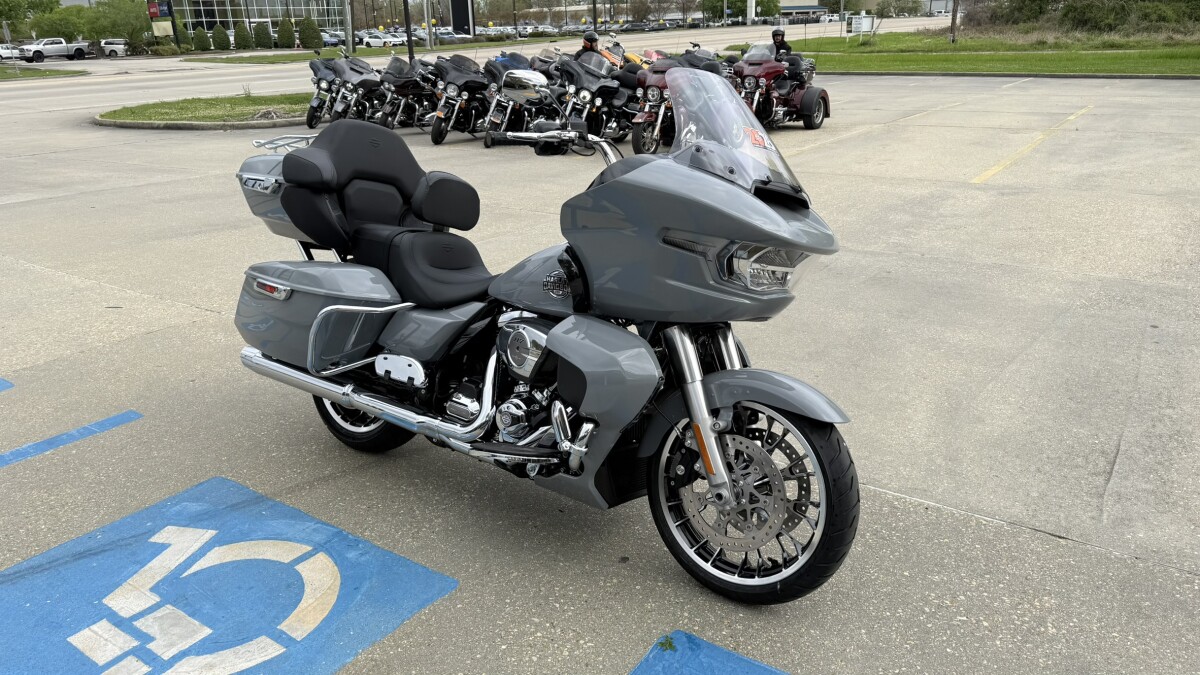 2026 Harley-Davidson® Road Glide Limited, photo 7