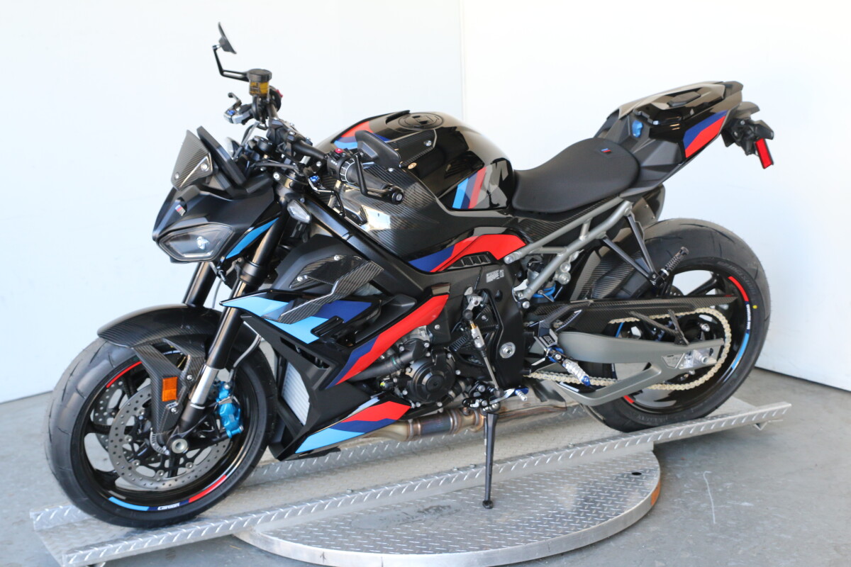 On Sale 2026 BMW M 1000 R, photo 8