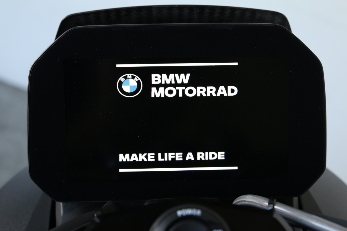 On Sale 2026 BMW M 1000 R, photo 36