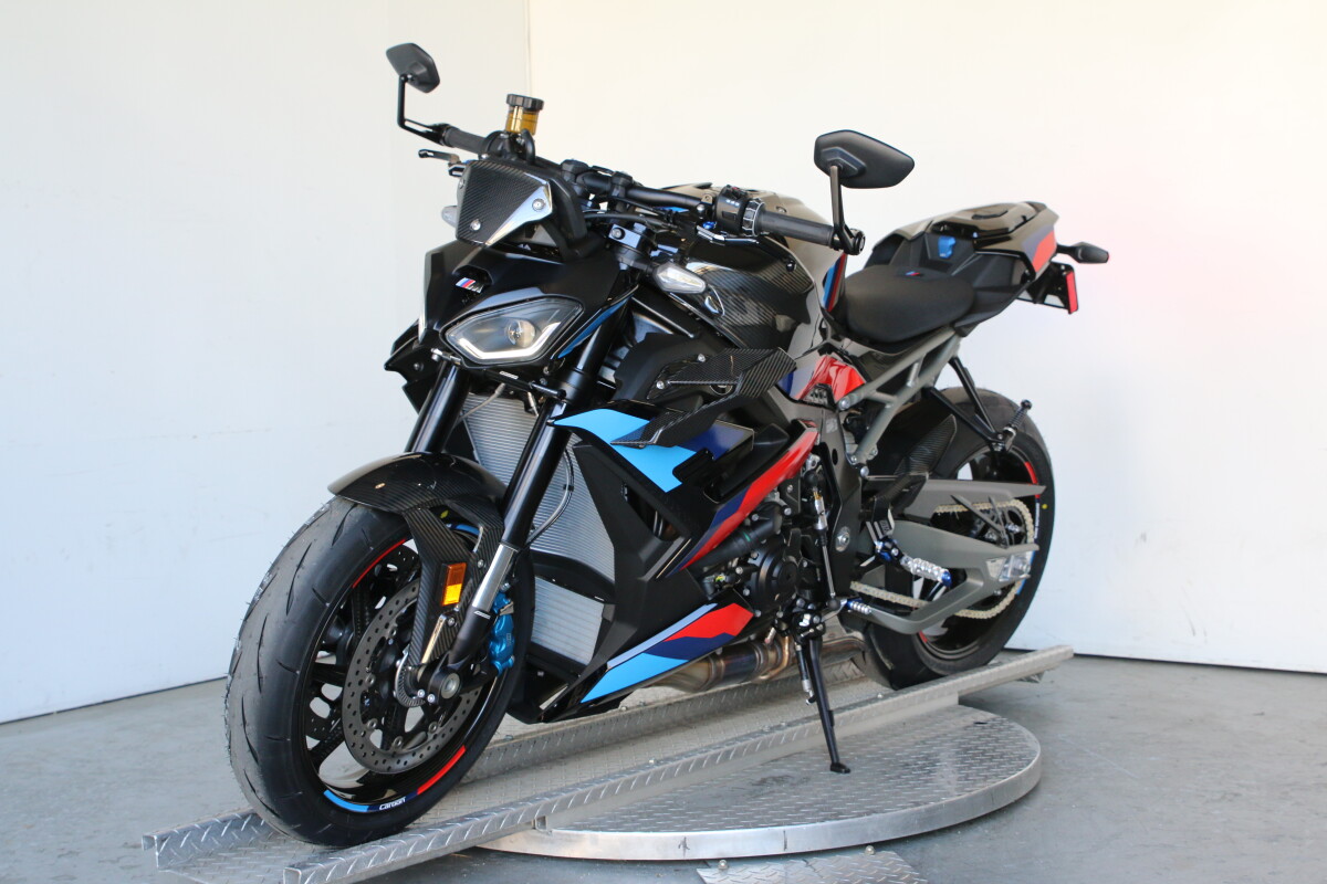On Sale 2026 BMW M 1000 R, photo 39