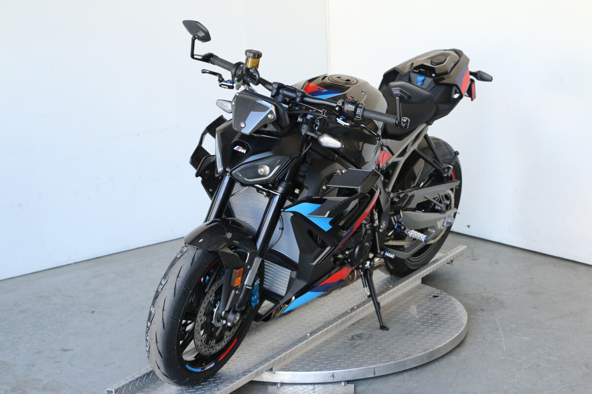 On Sale 2026 BMW M 1000 R, photo 9