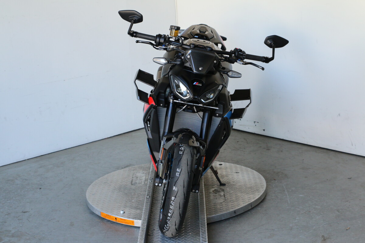 On Sale 2026 BMW M 1000 R, photo 10