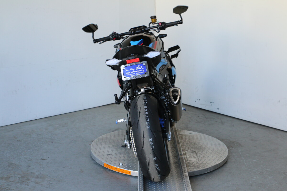 On Sale 2026 BMW M 1000 R, photo 4