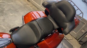 2025 Harley-Davidson® Street Glide™ Ultra Whiskey Fire / Vivid Black thumb 0