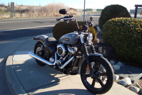 2026 Harley-Davidson® Street Bob® BILLIARD GRAY BLACK CAST WHEELS thumb 1