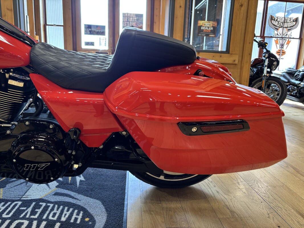 FLTRX 2026 Road Glide®, photo 7