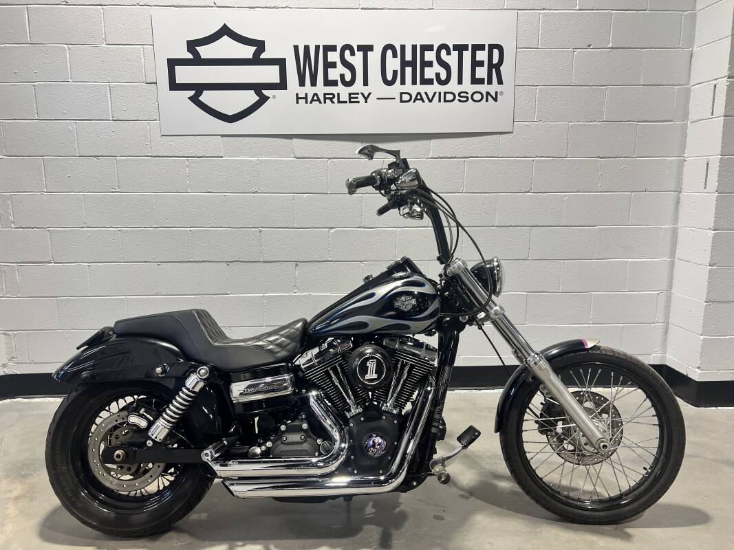 2013 Harley-Davidson® Wide Glide® Midnight Pearl FXDWG | Freedom
