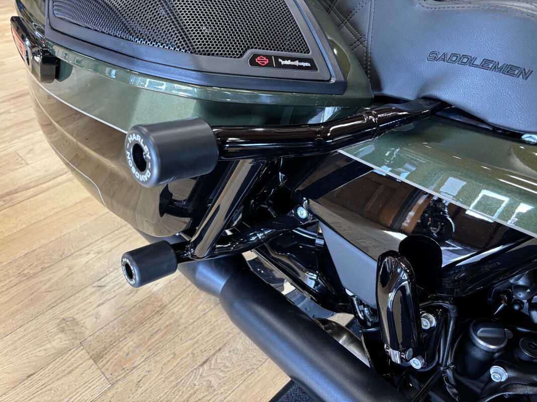 FLTRX 2026 Road Glide®, photo 13