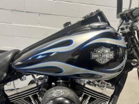 2013 Harley-Davidson® Wide Glide® Midnight Pearl FXDWG thumb 3