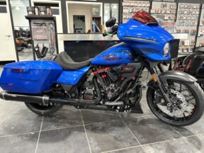 2026 CVO Street Glide ST thumb 2