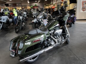 2026 Harley-Davidson Road Glide Grand American Touring thumb 2