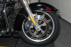 2022 Harley-Davidson Police Road King Grand American Touring FLHP thumb 1