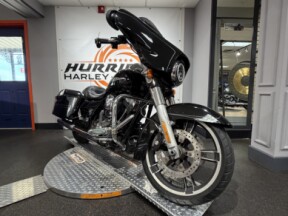 2016 Harley-Davidson® Street Glide® Special Black Denim thumb 2