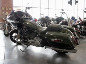 2026 Harley-Davidson Road Glide Grand American Touring thumb 0