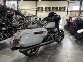 2026 Street Glide 117CI thumb 0