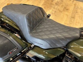 FLTRX 2026 Road Glide® thumb 1
