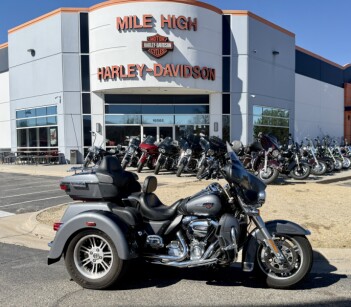 2022 Tri Glide™ Ultra FLHTCUTG
