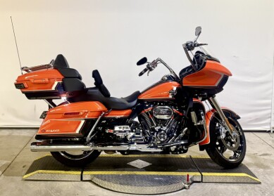 2022 CVO™ Road Glide™ Limited FLTRKSE