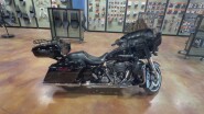 Harley-Davidson® Street Glide® 2015 FLHX BLACK