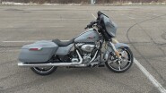 2026 Harley-Davidson® Street Glide® FLHX - Solo Trim