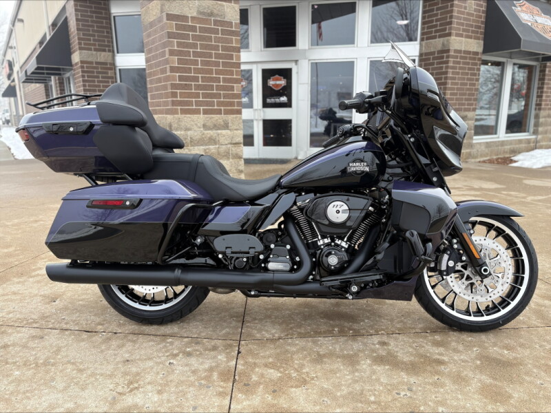2026 Harley-Davidson® Street Glide Limited Purple Abyss / Vivid Black Black Trim