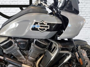2026 Harley-Davidson® Pan America® 1250 Special thumb 2