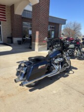 Harley-Davidson® Electra Glide® Ultra Limited 2012 FLHTK Big Blue Pearl/Vivid Black thumb 2