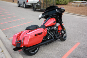 2026 Harley-Davidson® Street Glide® FLHX thumb 2