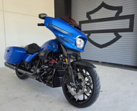 2026 Harley-Davidson® CVO Street Glide ST thumb 3