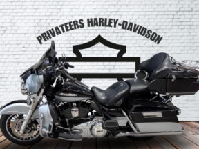2012 Harley-Davidson® Electra Glide® Ultra Limited thumb 3