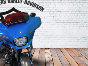 2026 Harley-Davidson® CVO Street Glide ST thumb 2