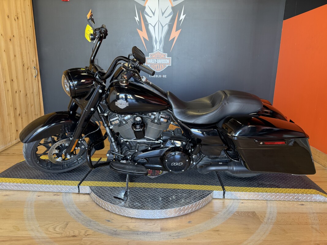 FLHRXS 2025 Road King™ Special, photo 6