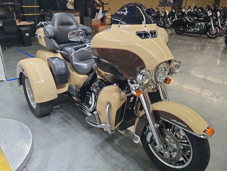 FLHTCUTG 2014 Tri Glide® Ultra