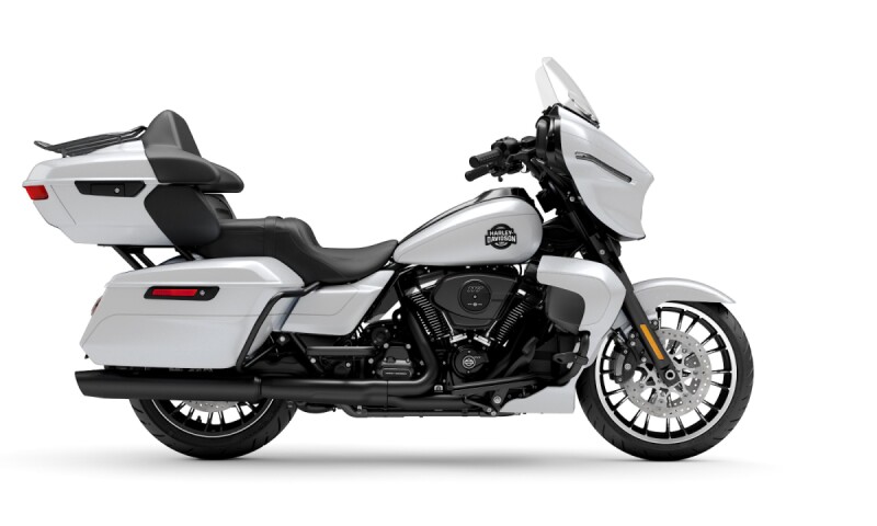 2026 Harley-Davidson® Street Glide™ Limited - White Onyx Pearl (Black Trim)