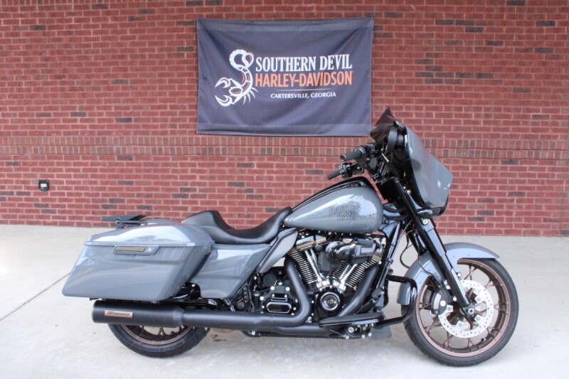2022 Harley-Davidson® Street Glide® ST Gunship Gray