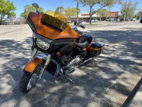 2026 Harley-Davidson® CVO Street Glide thumb 1