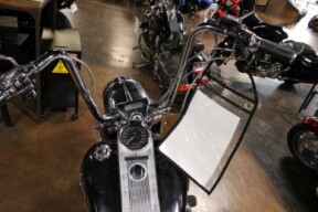 2003 Harley-Davidson® Road King® Classic VIVID BLACK thumb 2