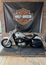 2012 Harley-Davidson® 1200 Custom Brilliant Silver thumb 0