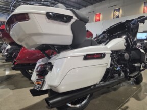 2026 Harley-Davidson® Street Glide Limited White Onyx Pearl Black Trim thumb 1
